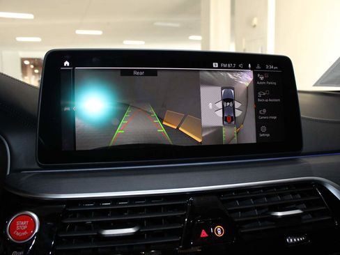 Certified 2023 BMW M550i xDrive w/ Dynamic Handling Package image 20