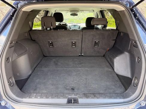 Used 2018 Chevrolet Equinox LT AWD/4WD image 27