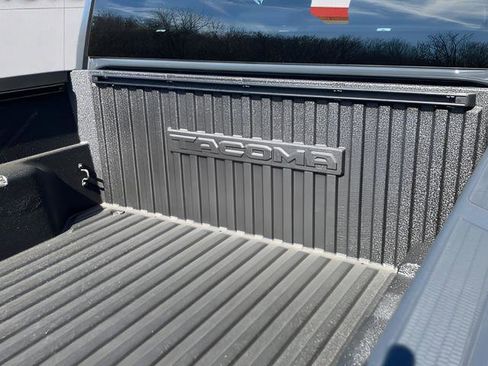 New 2026 Toyota Tacoma TRD Off-Road AWD/4WD image 13