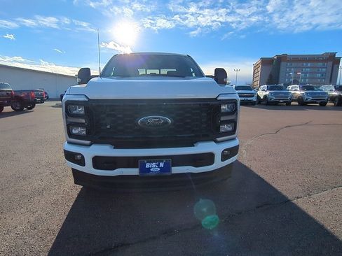 New 2025 Ford F350 Lariat w/ Lariat Ultimate Package image 8