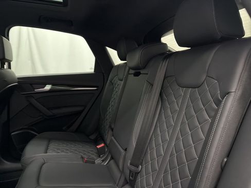 Used 2024 Audi SQ5 Premium Plus w/ Premium Plus Package image 20