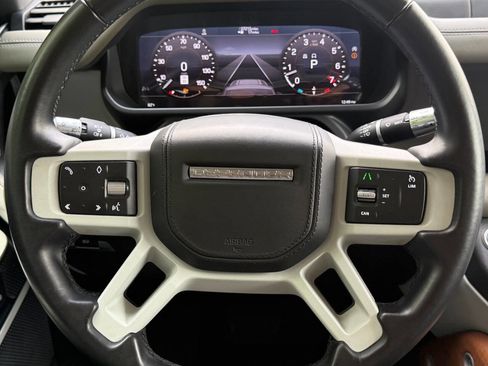 Used 2020 Land Rover Defender 110 SE image 51