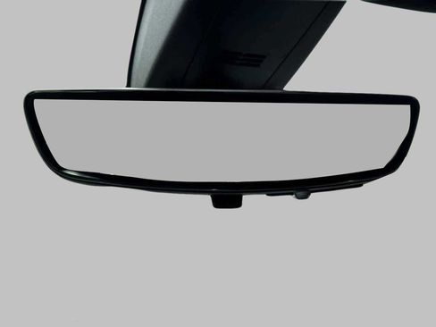 Used 2023 Chevrolet Traverse RS w/ LPO, Cargo Package image 23