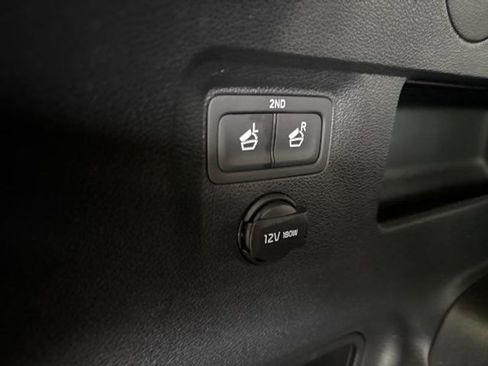 Used 2022 Kia Telluride S image 12