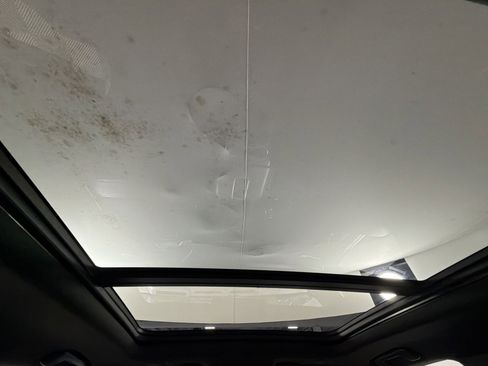 Used 2022 GMC Yukon Denali w/ Denali Premium Package image 23