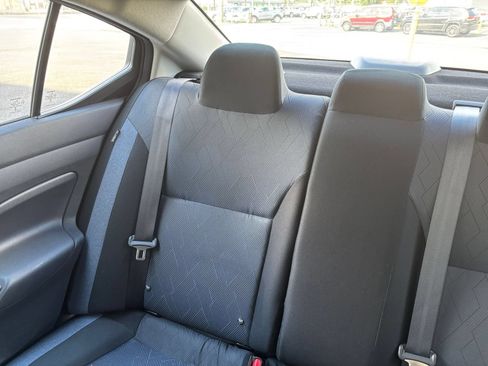 Used 2025 Nissan Versa SV FWD image 34