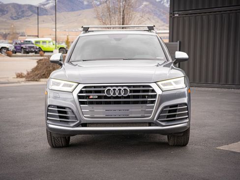 Used 2018 Audi SQ5 Premium Plus w/ Navigation Package image 2