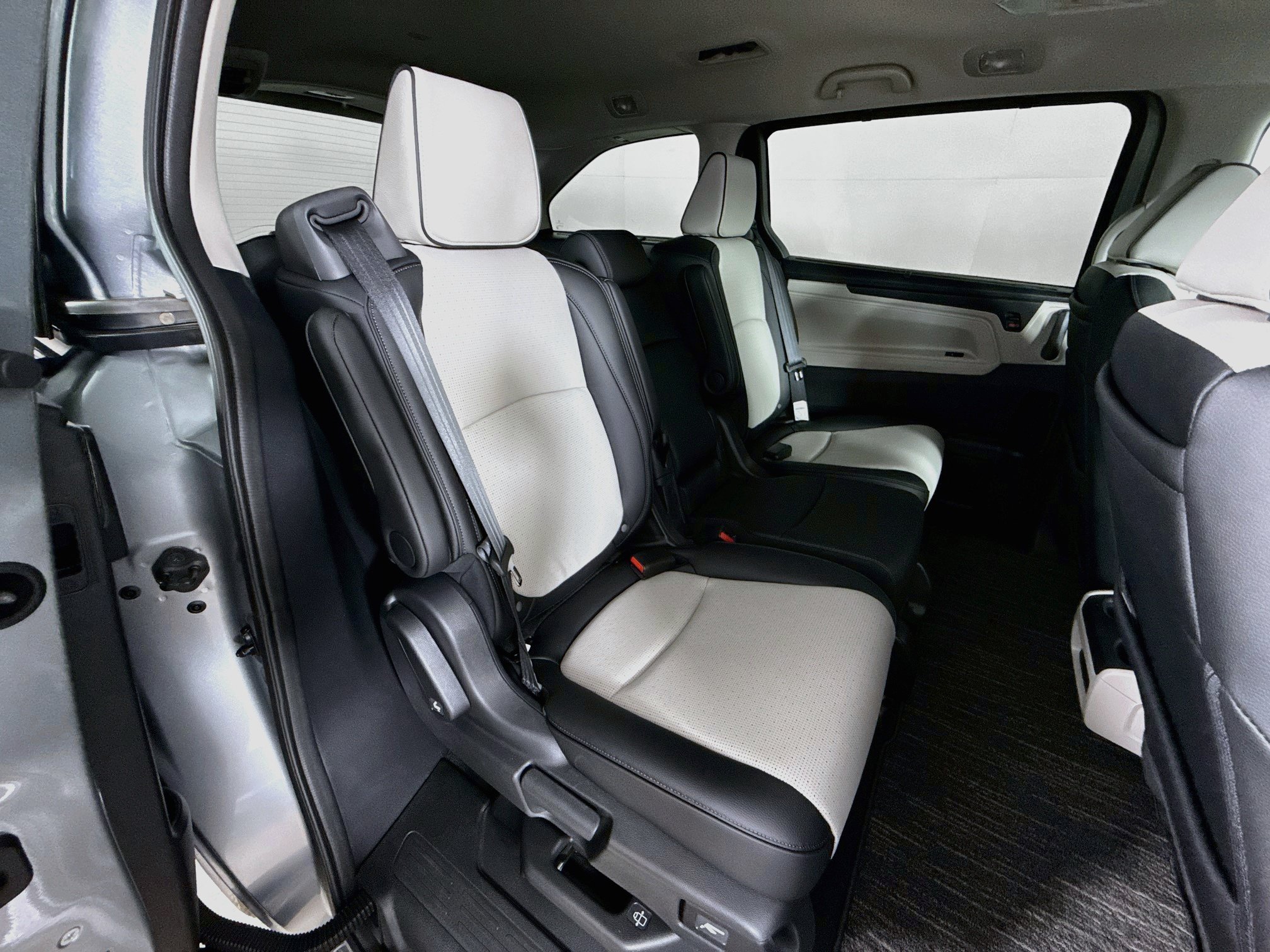 New 2026 Honda Odyssey Elite image 37