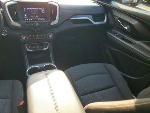 Used 2023 GMC Terrain SLE w/ Driver Convenience Package FWD image 14