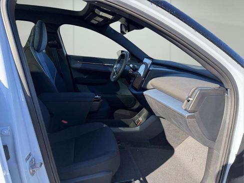 New 2026 Volvo EX30 Plus w/ Protection Package Premier image 10