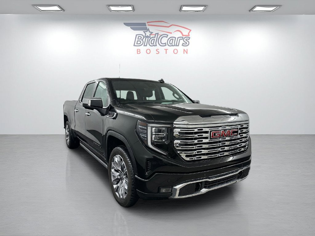 Used 2024 GMC Sierra 1500 Denali w/ Denali Reserve Package AWD/4WD image 3