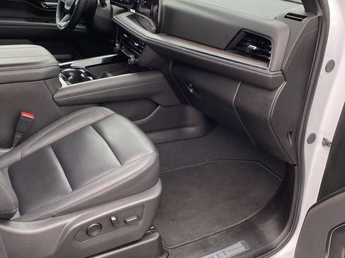 Used 2025 Chevrolet Tahoe LT image 20