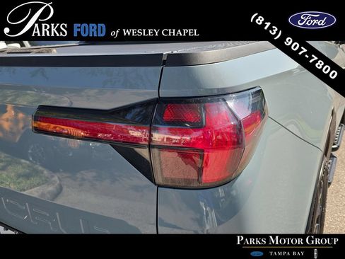 Used 2022 Hyundai Santa Cruz SEL w/ Activity Package FWD image 8