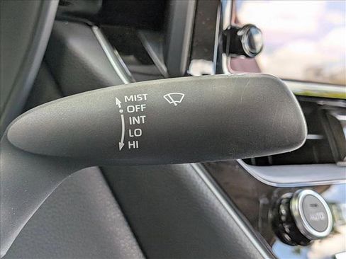 Used 2025 Toyota Corolla LE image 10