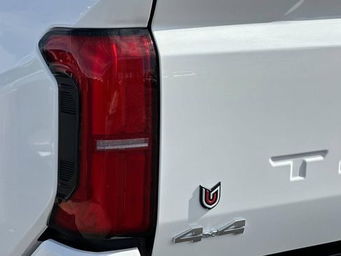 New 2026 Toyota Tacoma SR5 AWD/4WD image 26