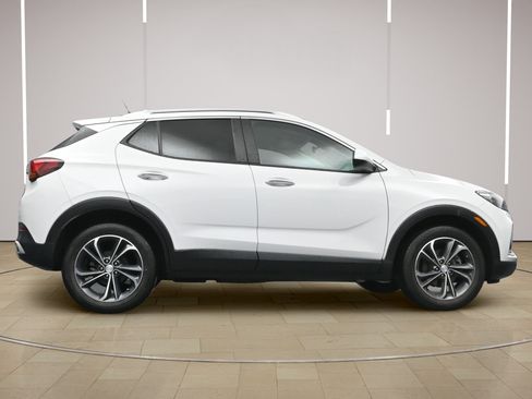 Used 2023 Buick Encore GX Select FWD image 24