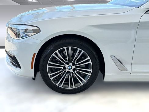 Used 2019 BMW 530i w/ Convenience Package RWD image 12