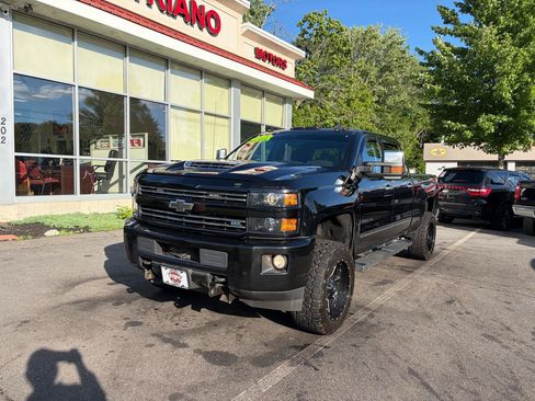 Used 2018 Chevrolet Silverado 2500 LTZ w/ Duramax Plus Package AWD/4WD image 2