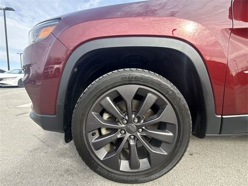 Used 2021 Jeep Cherokee Latitude Lux 80th Anniv w/ Quick Order Package 26U 80TH image 10