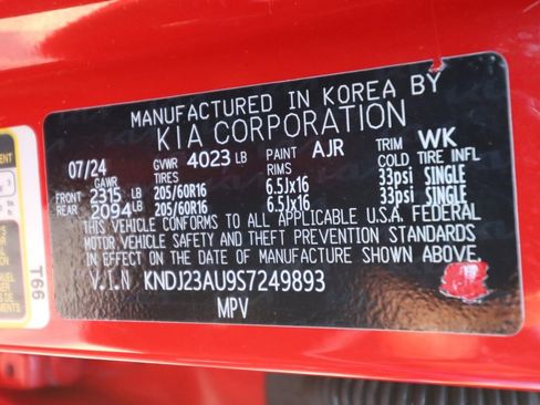 Used 2025 Kia Soul LX w/ LX Technology Package image 23