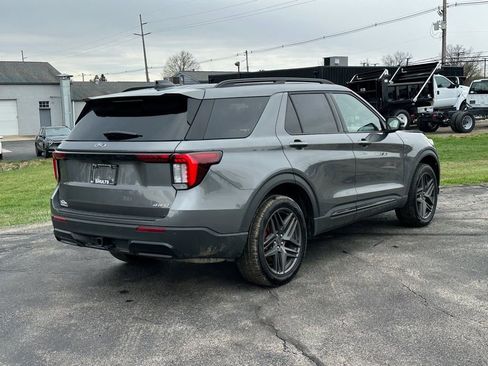 New 2026 Ford Explorer ST-Line w/ ST-Line Street Pack AWD/4WD image 29