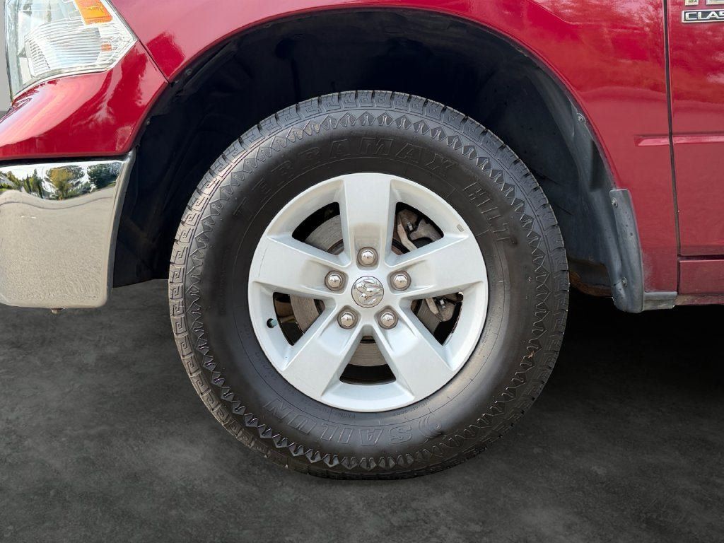 Used 2022 RAM 1500 Classic SLT AWD/4WD image 5