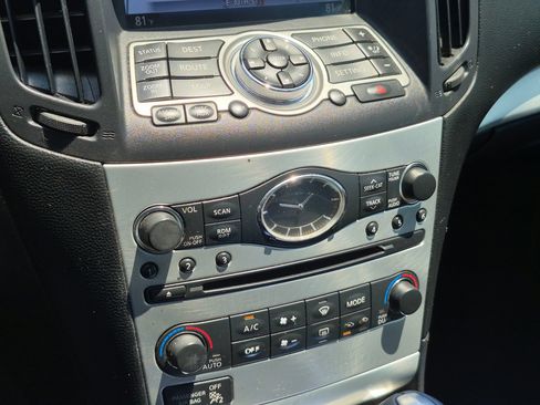 Used 2013 INFINITI G37 Journey w/ Premium Pkg RWD image 21