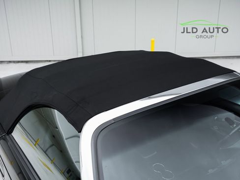 Used 2004 Ford Thunderbird Premium image 58