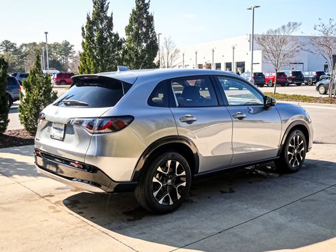 Certified 2026 Honda HR-V EX-L image 11