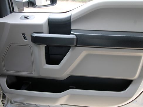 Used 2019 Ford F350 XL w/ STX Appearance Package image 35