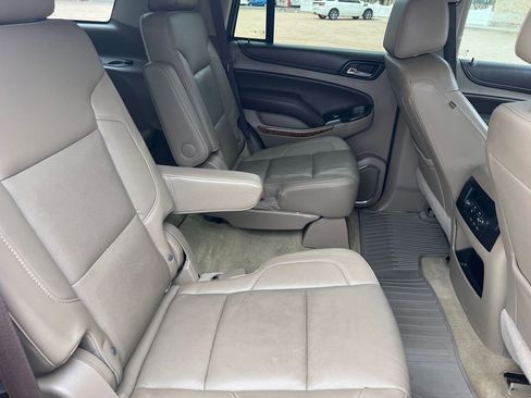 Used 2017 Chevrolet Tahoe Premier AWD/4WD image 18
