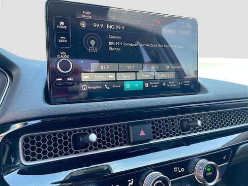 Used 2022 Honda Civic Touring image 14