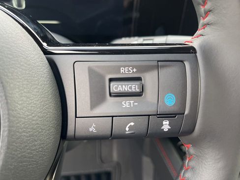 New 2026 Nissan Kicks SR w/ Illumination Package AWD/4WD image 31