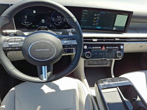 Certified 2025 Hyundai Tucson SEL image 7