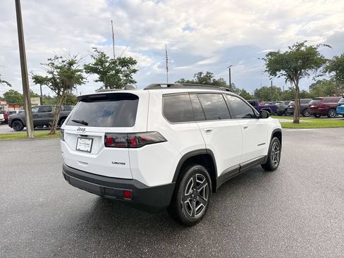 Used 2026 Jeep Cherokee Limited AWD/4WD image 3