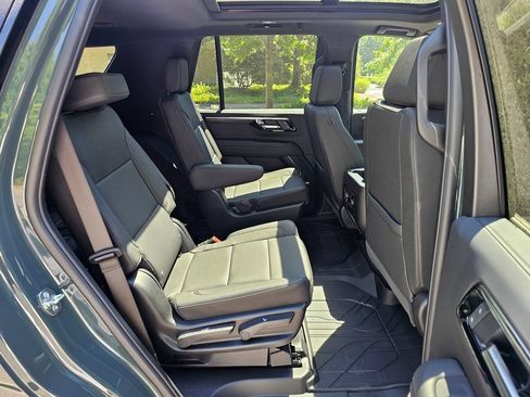 New 2026 Chevrolet Tahoe Z71 w/ Comfort Package AWD/4WD image 12