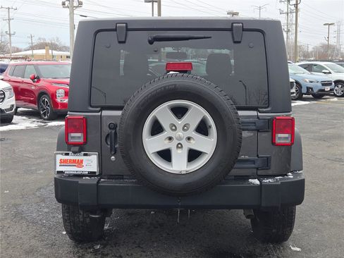 Certified 2018 Jeep Wrangler Sport image 12