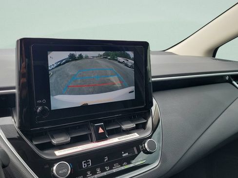 Used 2024 Toyota Corolla LE FWD image 18