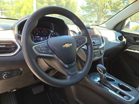 Used 2022 Chevrolet Equinox LT FWD image 13
