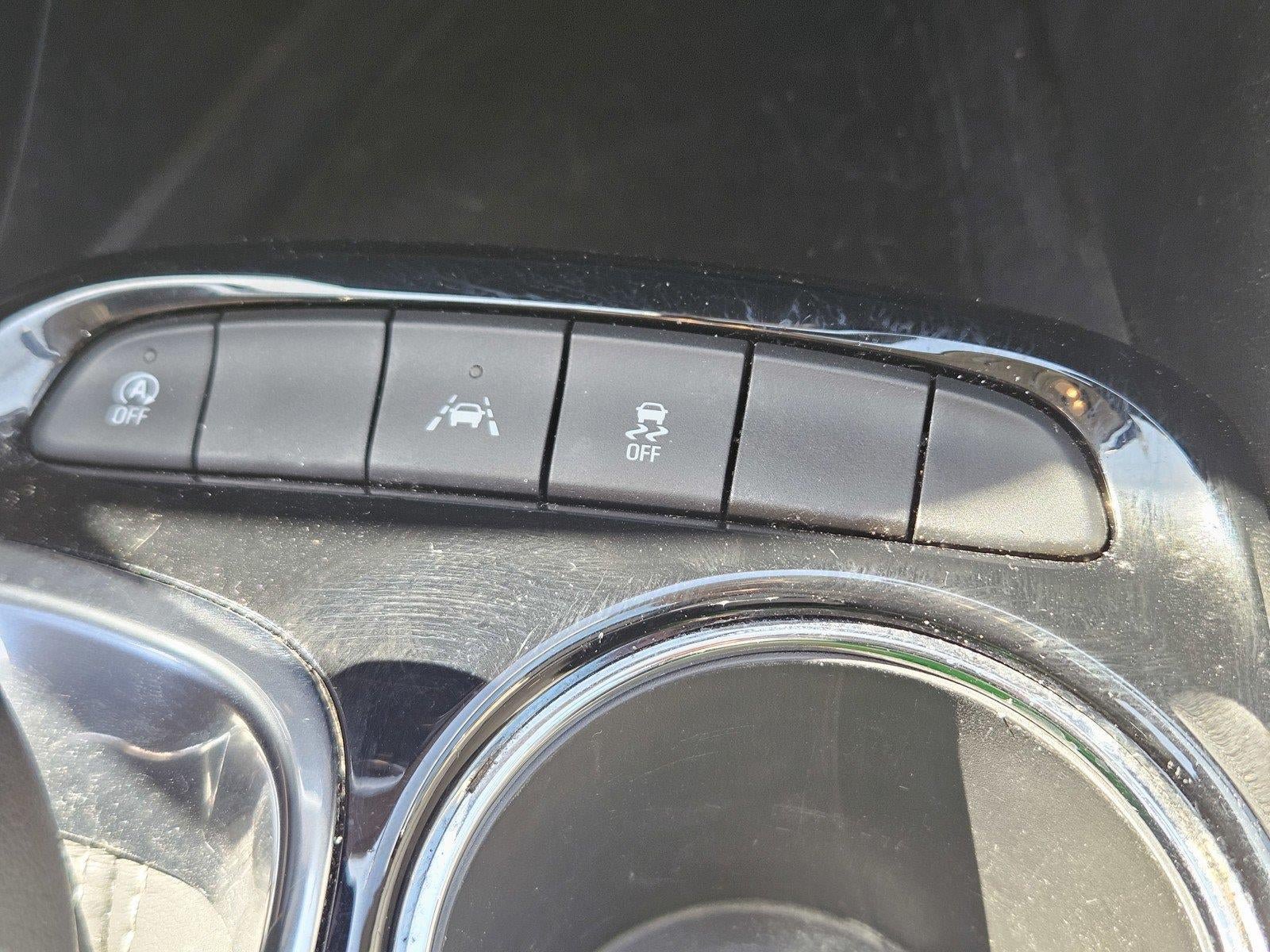 Used 2023 Buick Encore GX Preferred w/ Cold Weather Comfort Package FWD image 19