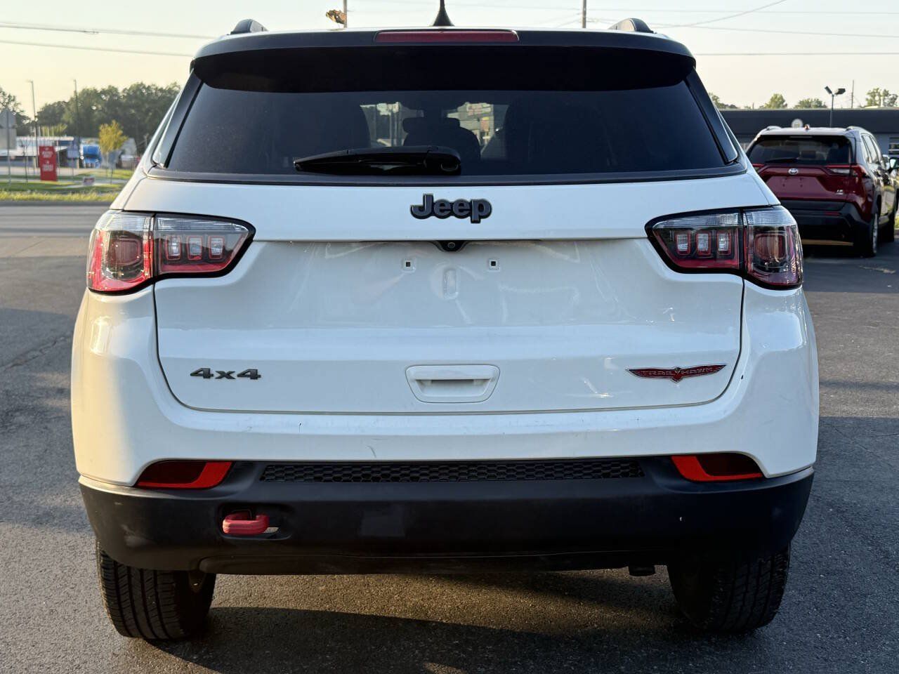Used 2020 Jeep Compass Trailhawk AWD/4WD image 5