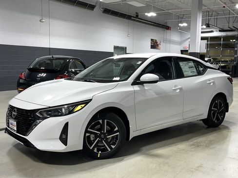 New 2025 Nissan Sentra SV image 23