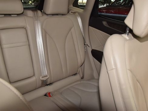 Used 2019 Lincoln MKC Reserve w/ MKC Technology Package FWD image 21