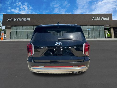 Used 2025 Hyundai Palisade Calligraphy FWD image 6