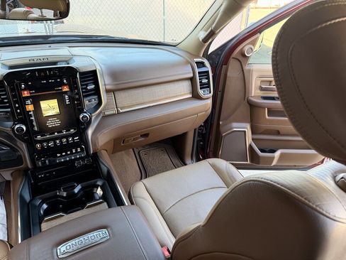 Used 2019 RAM 3500 Limited image 32