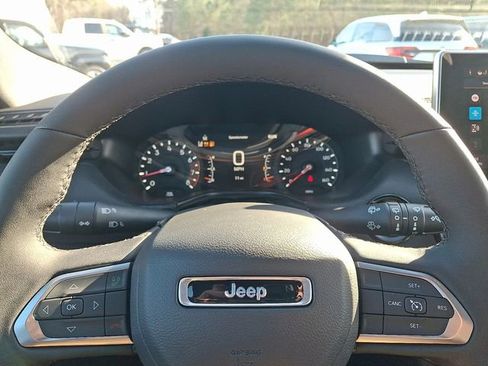 New 2026 Jeep Compass Latitude AWD/4WD image 14
