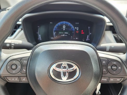 Certified 2026 Toyota Corolla Cross L image 17