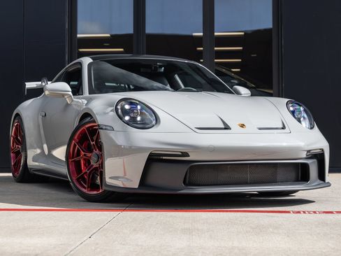 Certified 2022 Porsche 911 GT3 RWD image 6