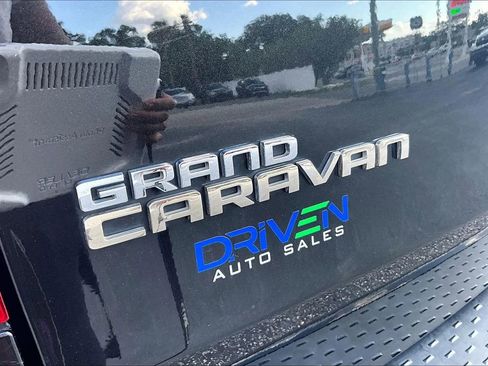 Used 2019 Dodge Grand Caravan SE FWD image 33