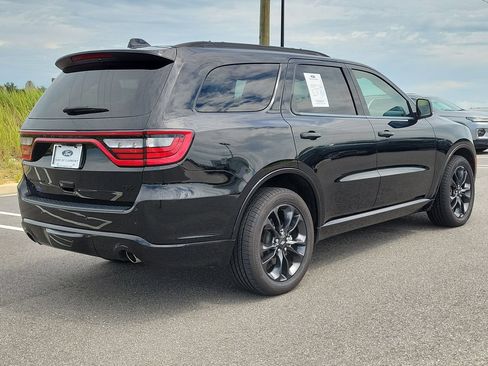 Used 2023 Dodge Durango R/T w/ Blacktop Package AWD/4WD image 5
